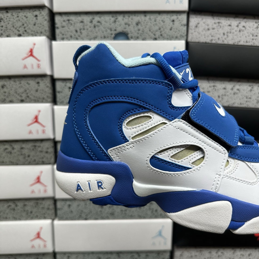 Air Diamond Turf II Royal Blue