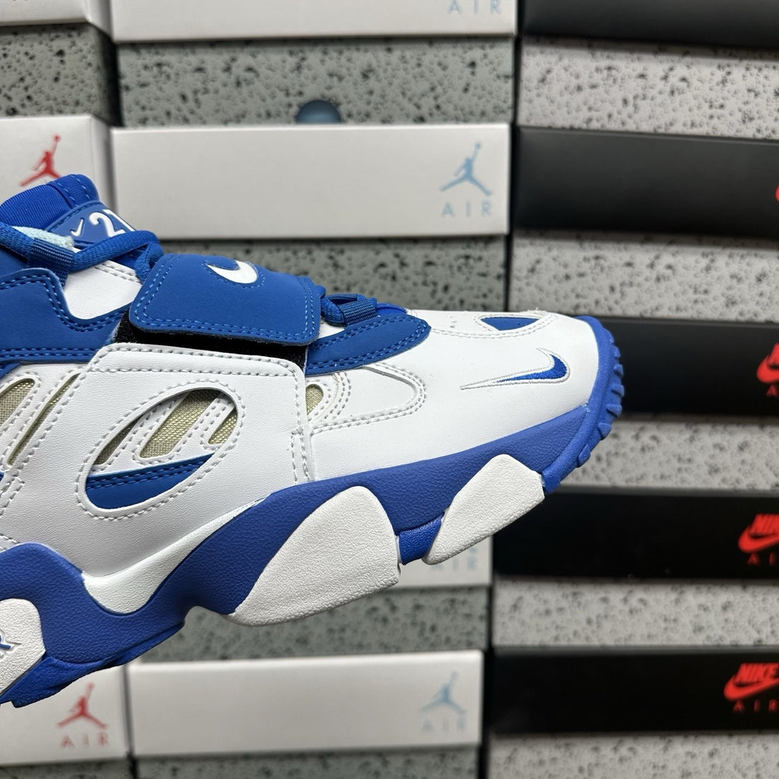 Air Diamond Turf II Royal Blue