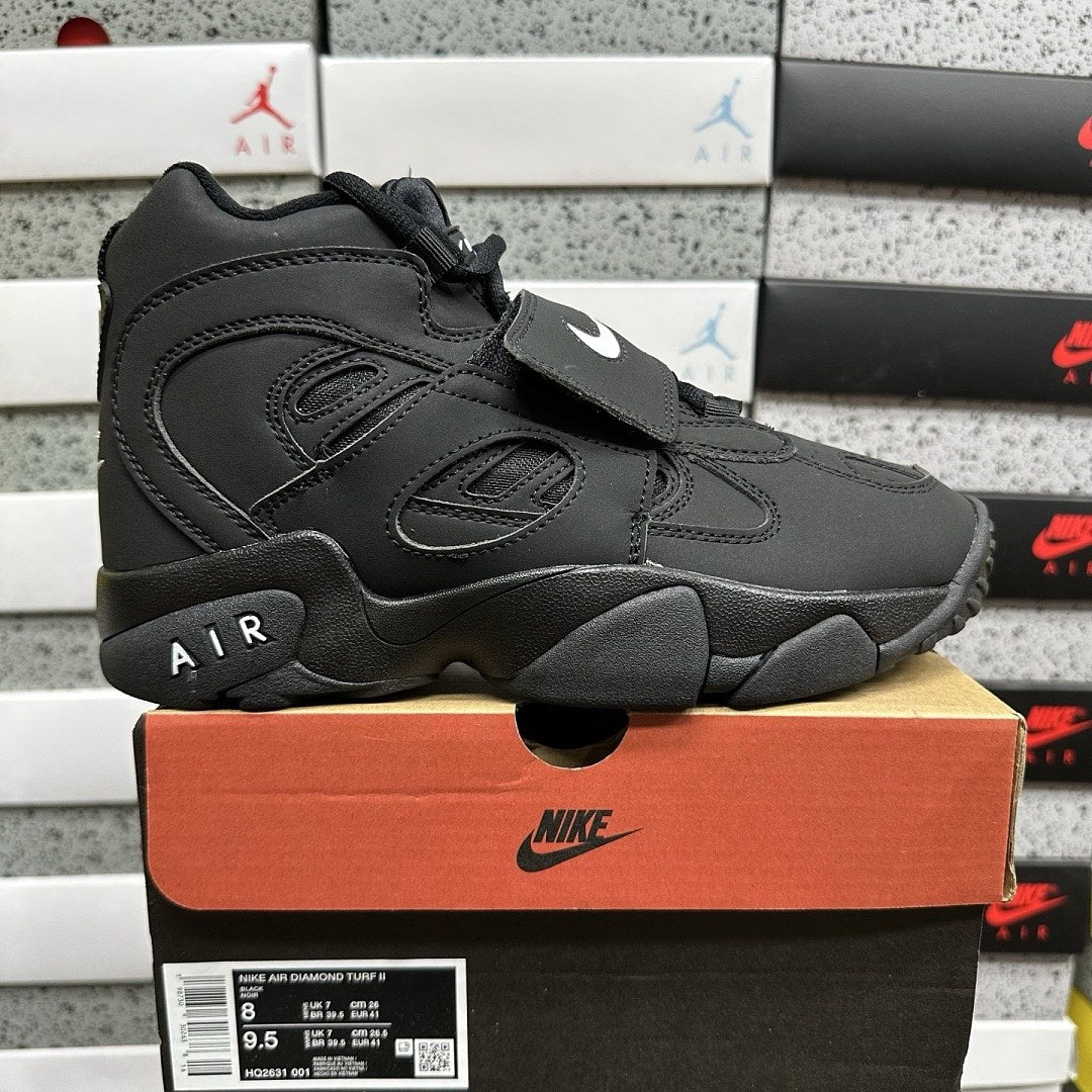 Nike Air Diamond Turf II Triple Black