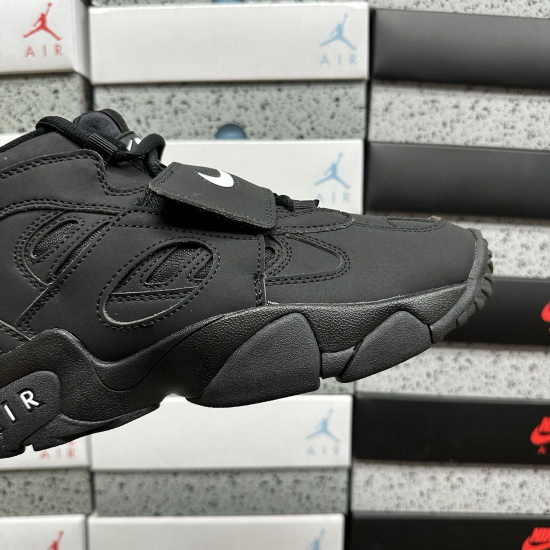 Air Diamond Turf II Triple Black