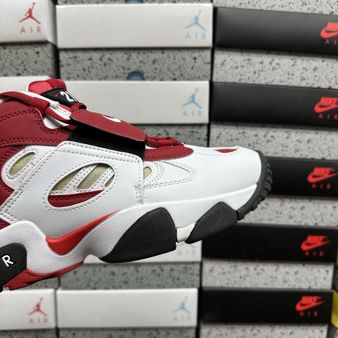 Air Diamond Turf II Varsity Red