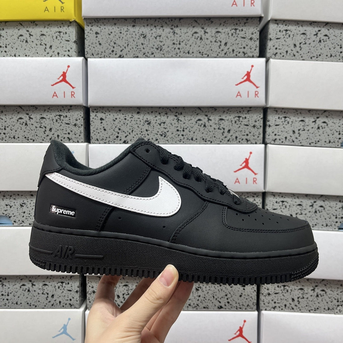 Air Force 1 Low Supreme Black