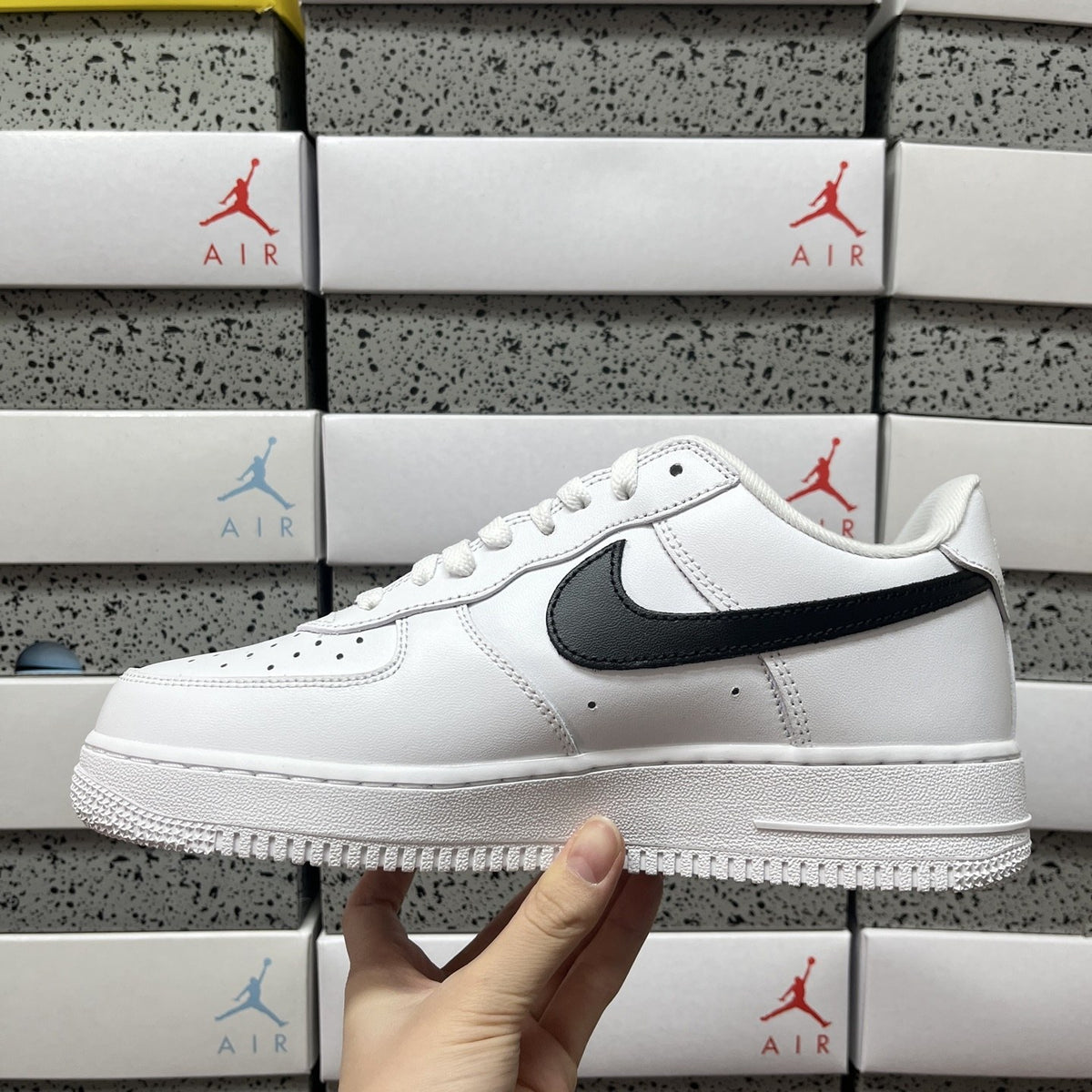 Nike Air Force 1 Low Supreme White