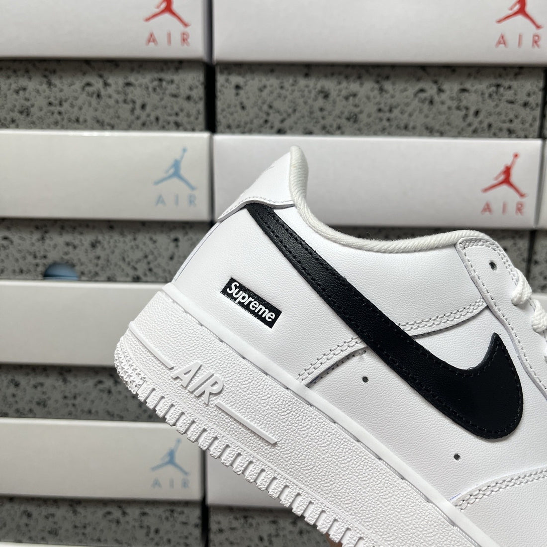 Air Force 1 Low Supreme White