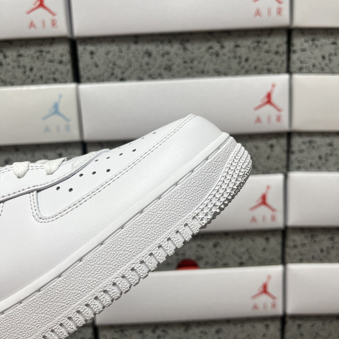 Air Force 1 Low Supreme White