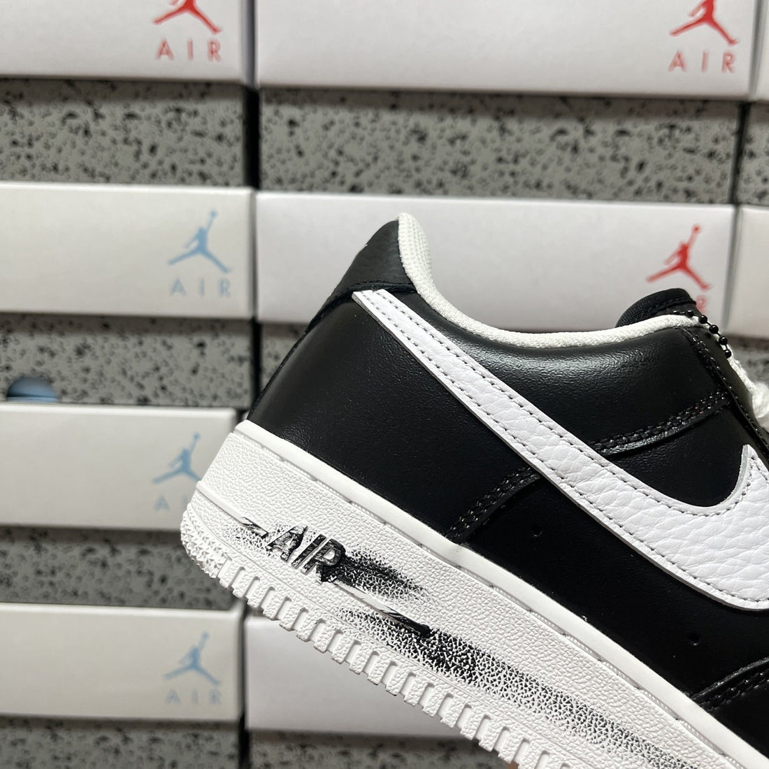 Air Force 1 PEACEMINUSONE Para-Noise