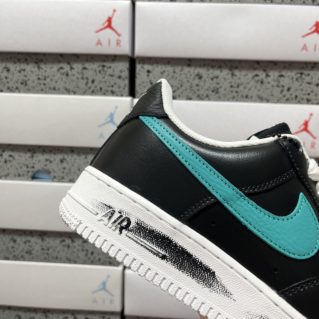 Air Force 1 PEACEMINUSONE Para-Noise Teal