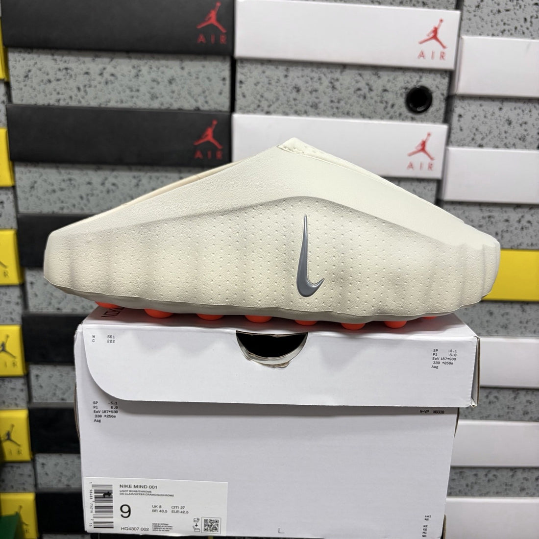 Nike Mind 001 Cream