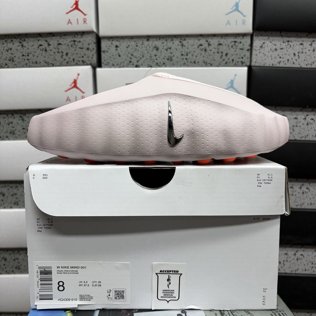 Nike Mind 001 Pink