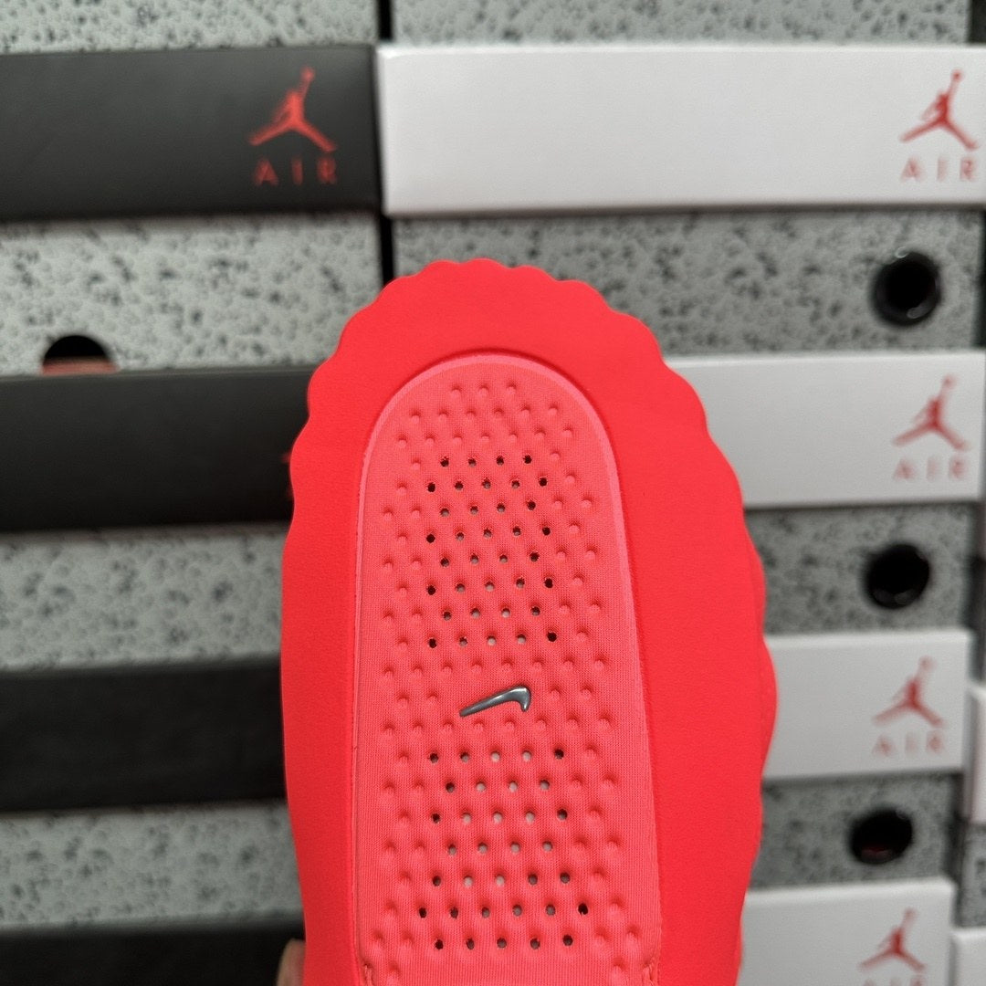 Nike Mind 001 Red
