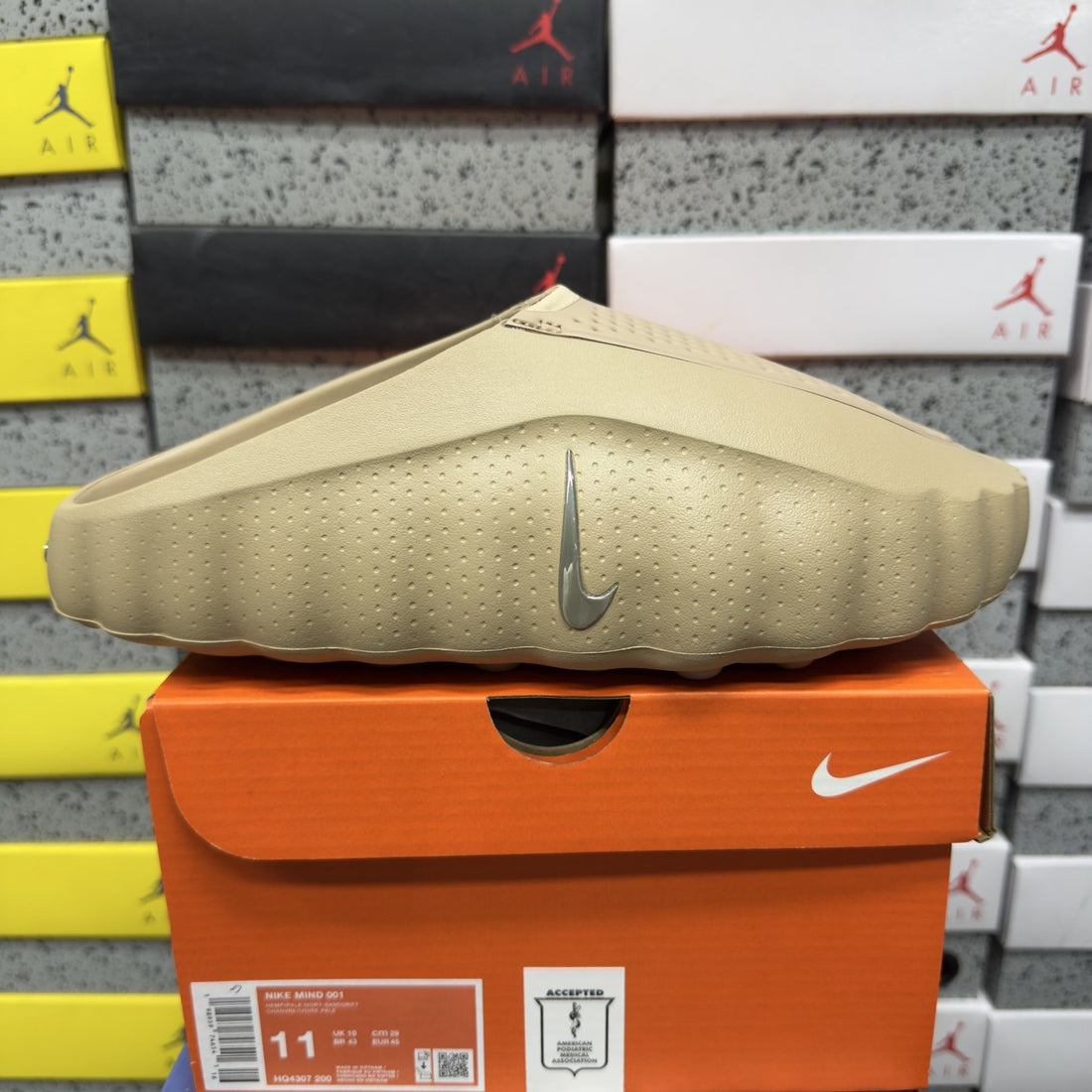 Nike Mind 001 Tan
