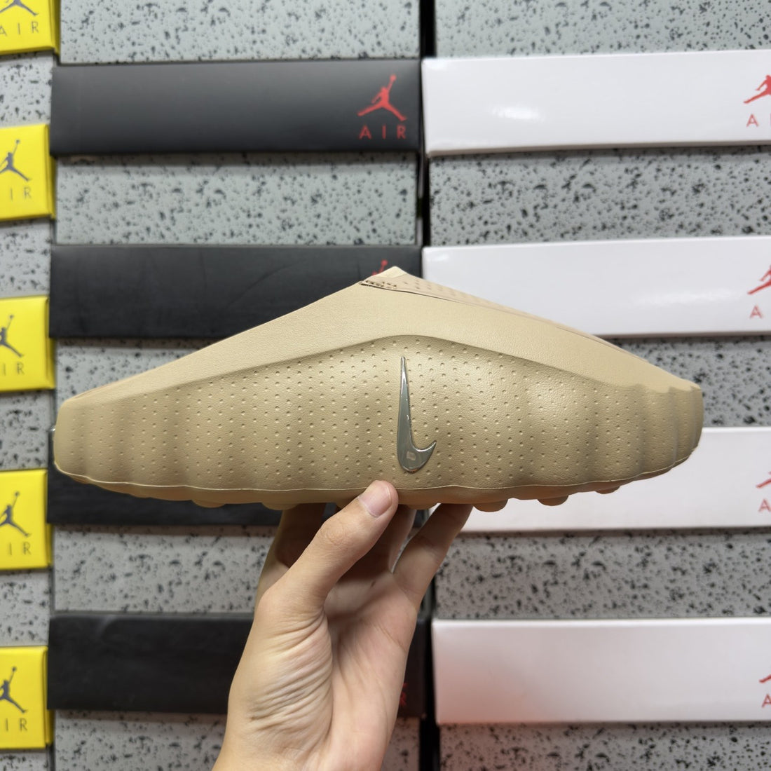 Nike Mind 001 Tan