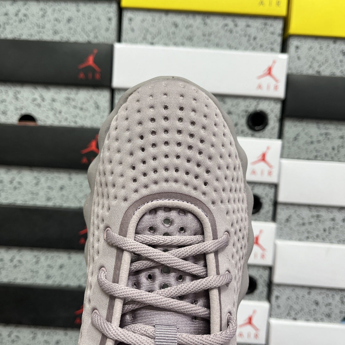 Nike Mind 002 Taupe