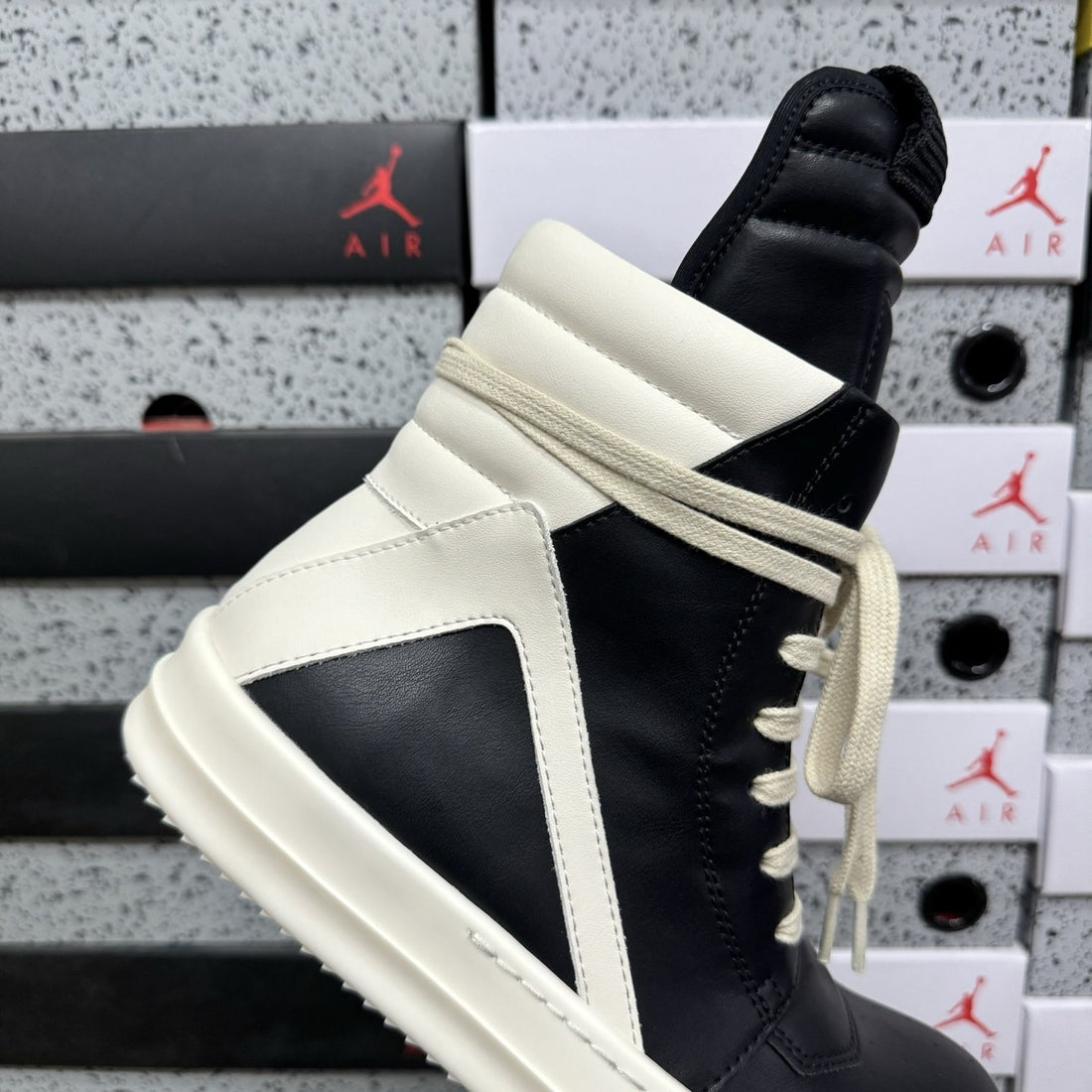 Rick Owens Geobasket High Black White