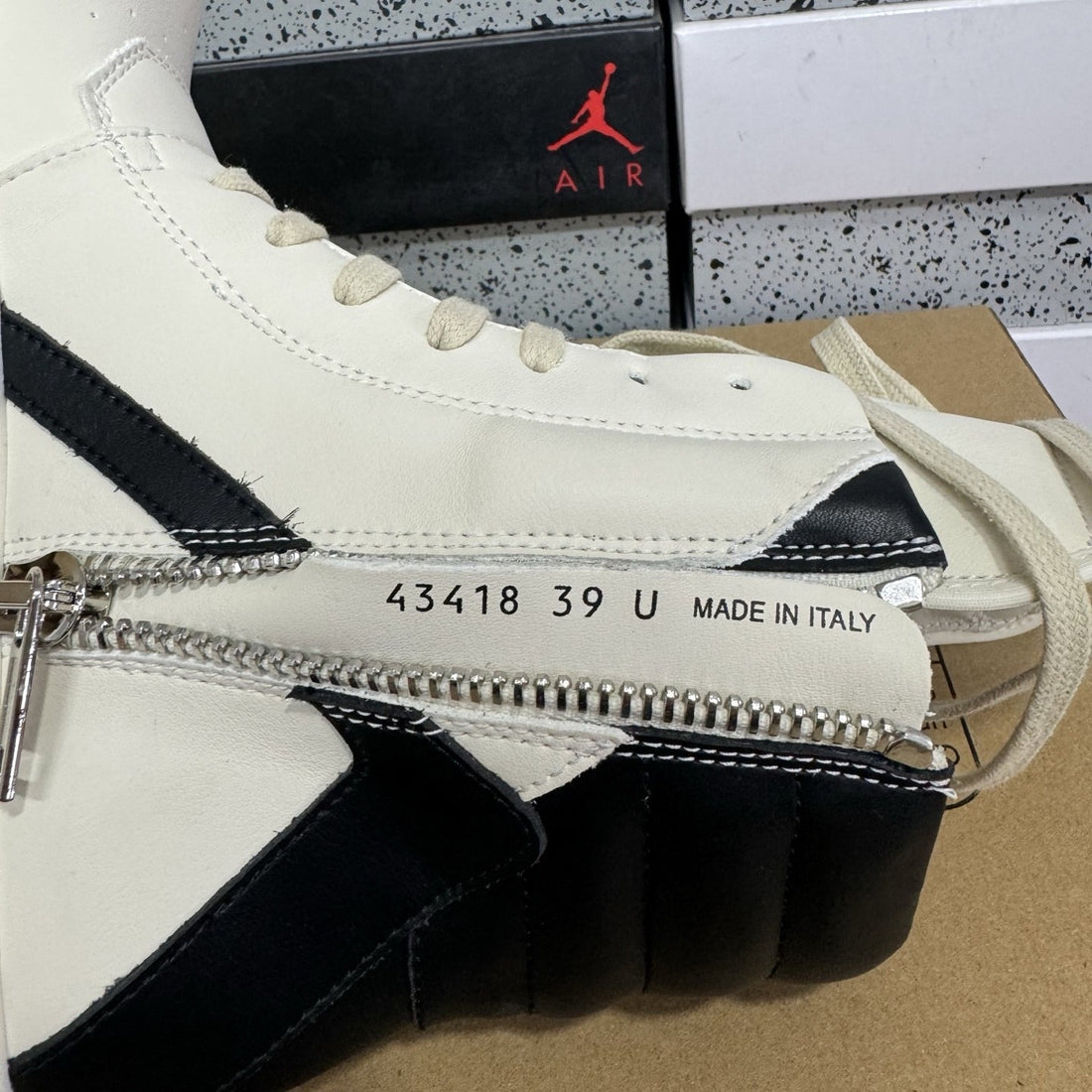 Rick Owens Geobasket Milk Black
