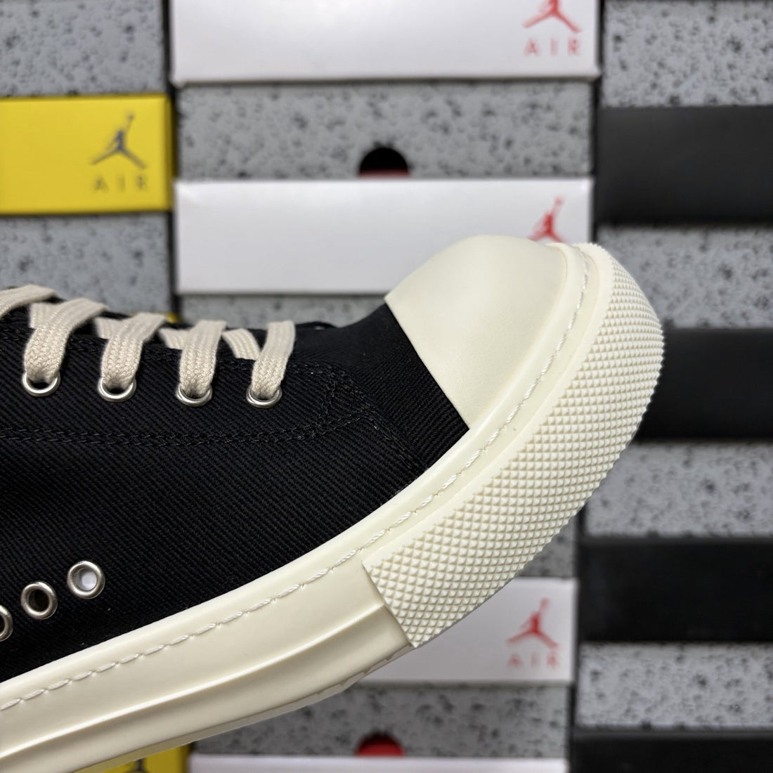 Rick Owens Grommet Low Black