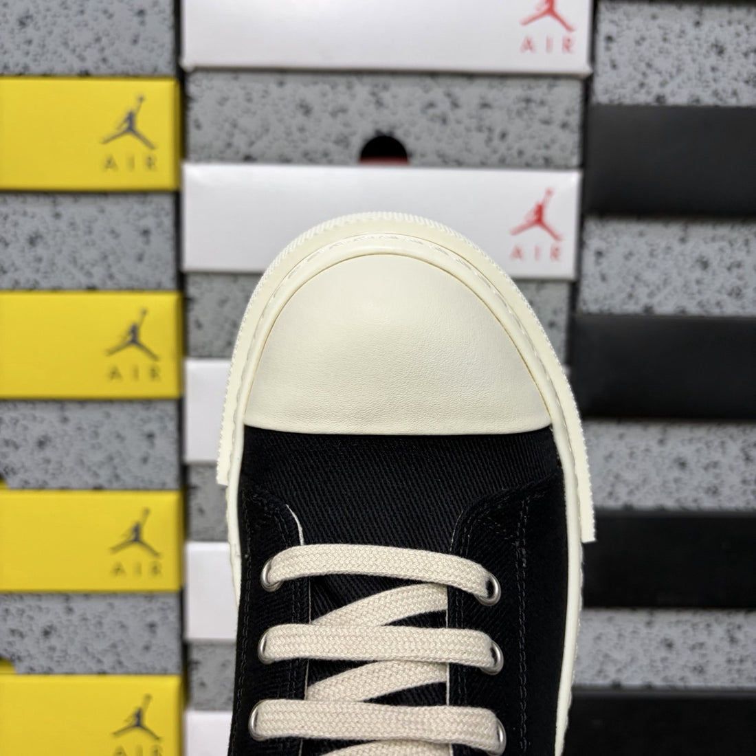 Rick Owens Grommet Low Black