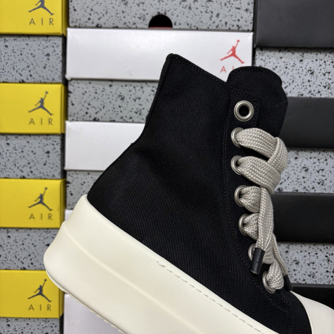 Rick Owens Jumbo Lace High Black