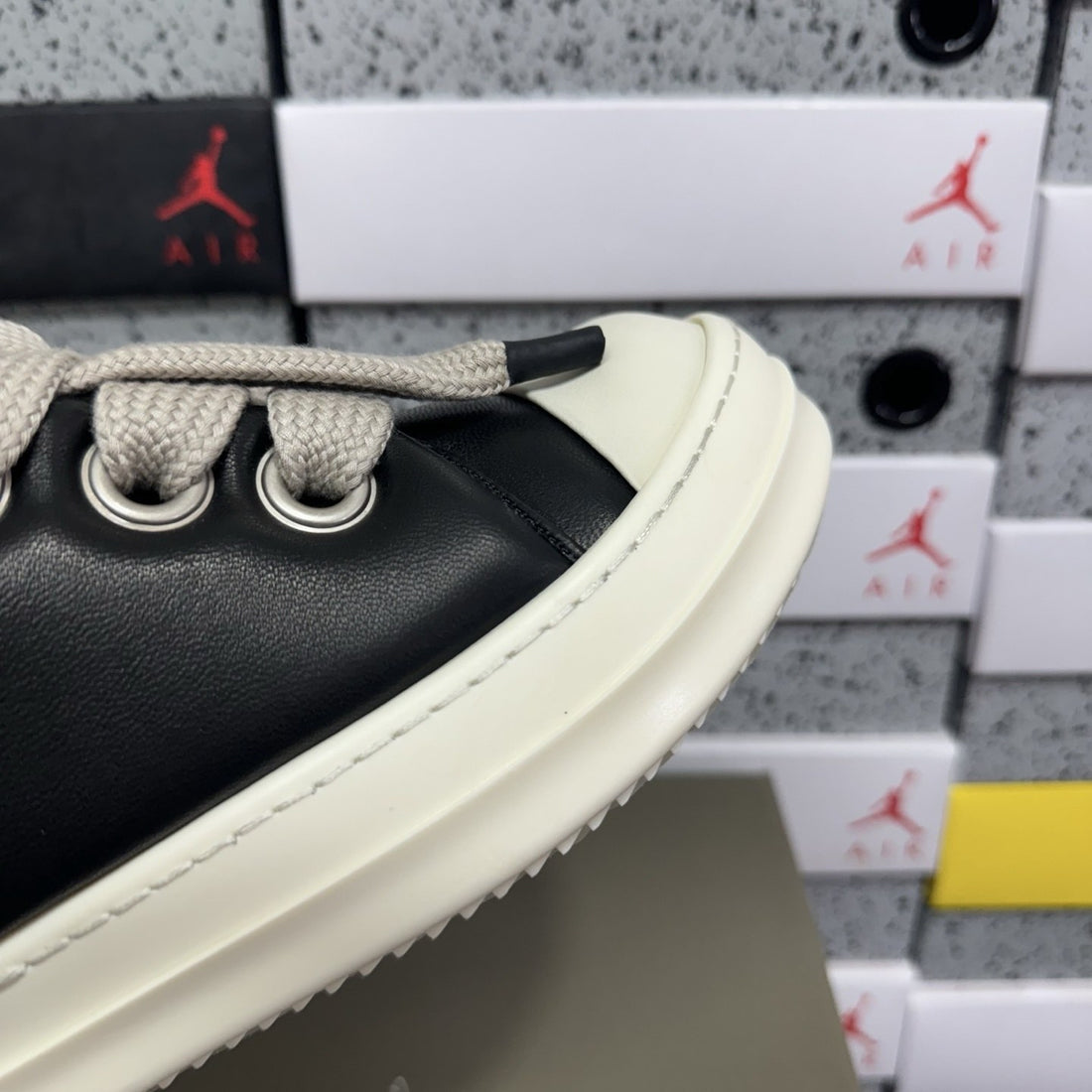 Rick Owens Jumbo Lace Low Black Leather
