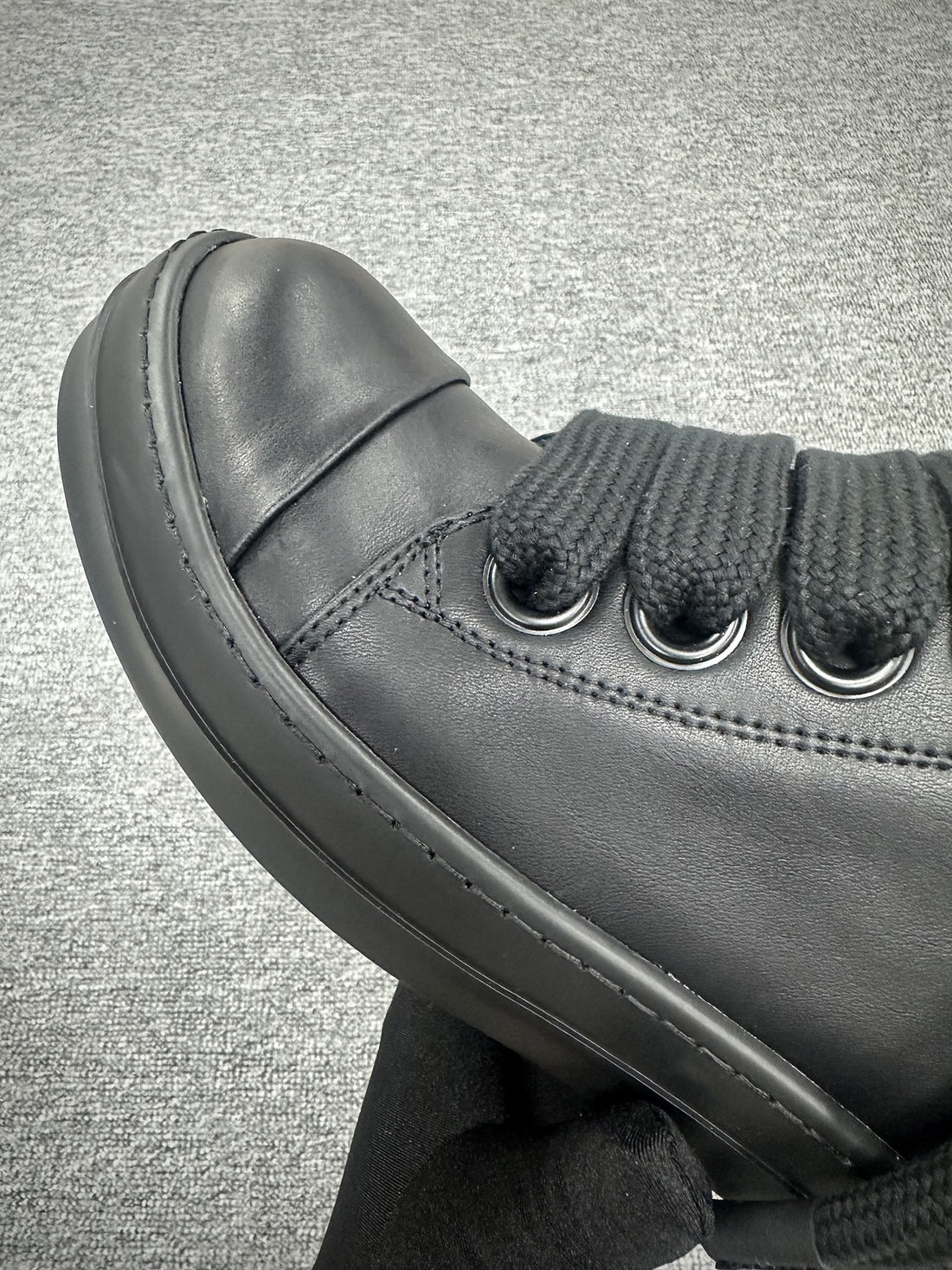 Rick Owens Jumbo Lace Low Triple Black