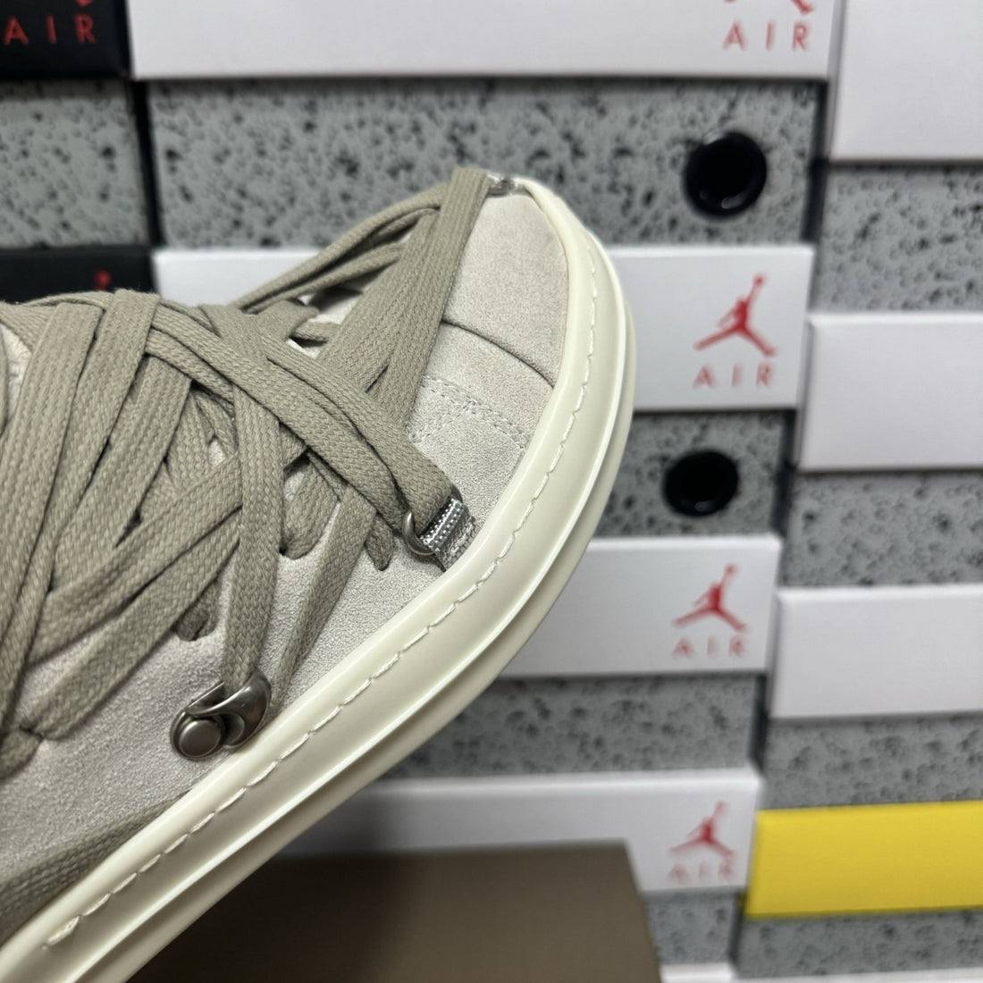 Rick Owens Mega Lace Low Oyster