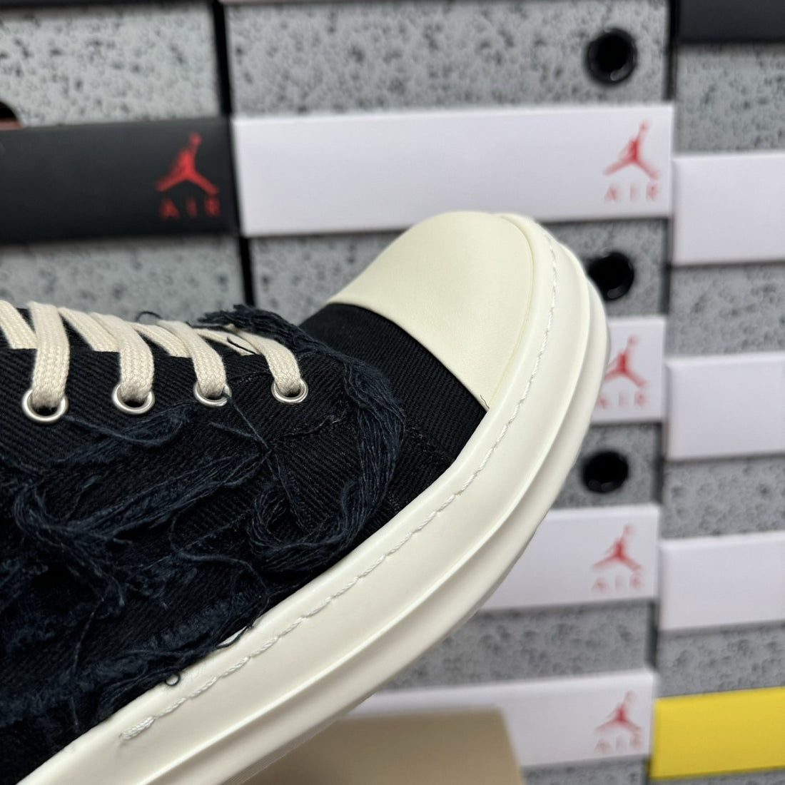 Rick Owens Ramones Low Distressed Black