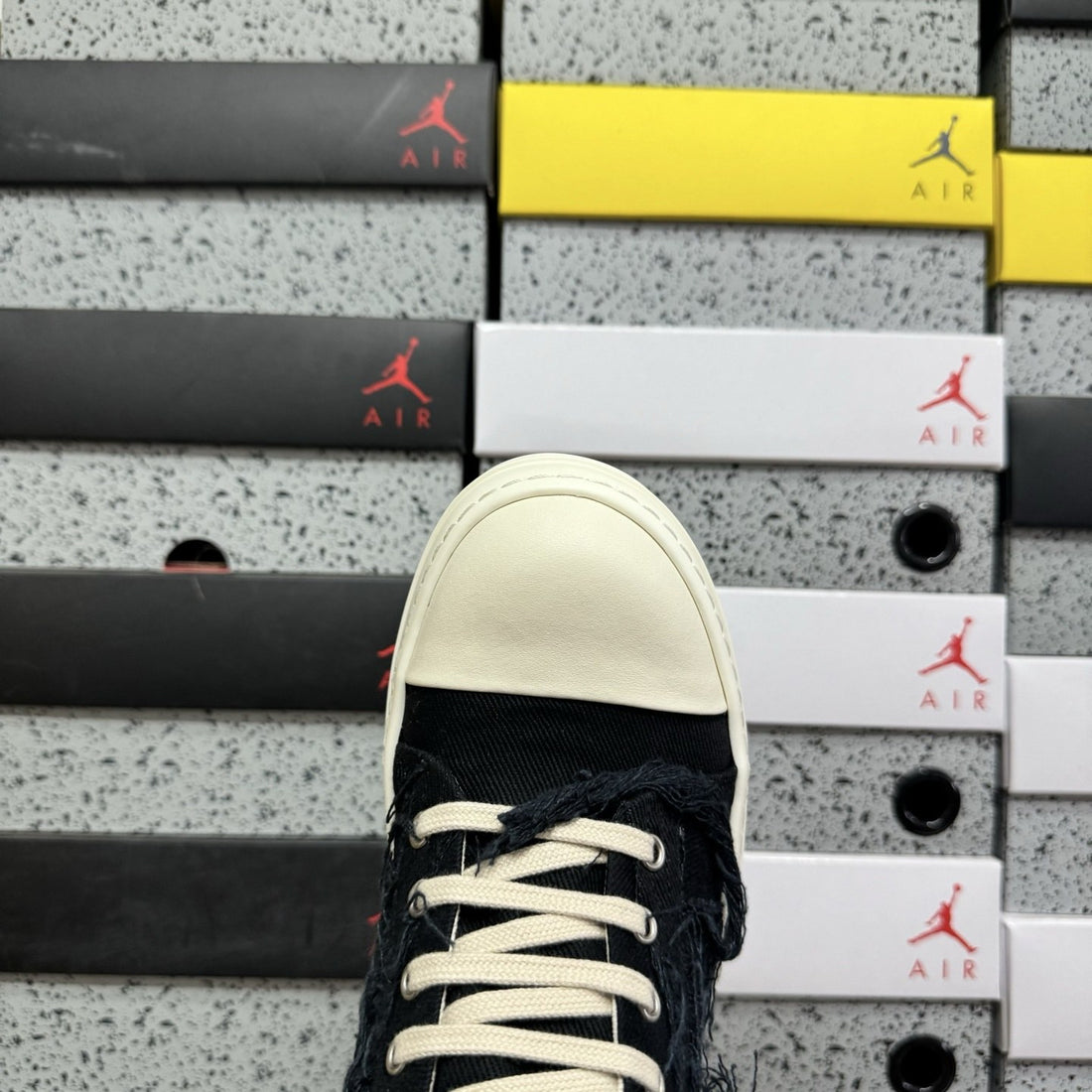Rick Owens Ramones Low Distressed Black