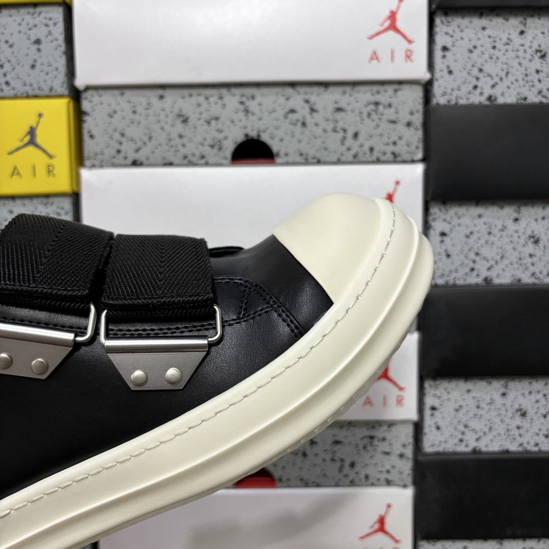 Rick Owens Strap Low Black