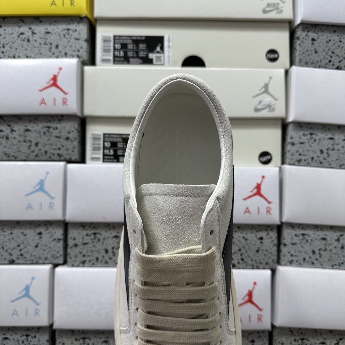 Rick Owens Vintage Low Suede Grey