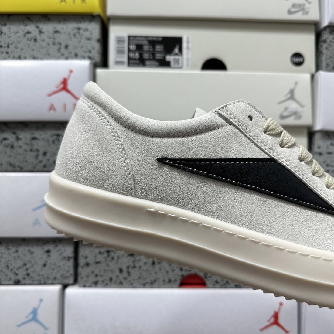 Rick Owens Vintage Low Suede Grey